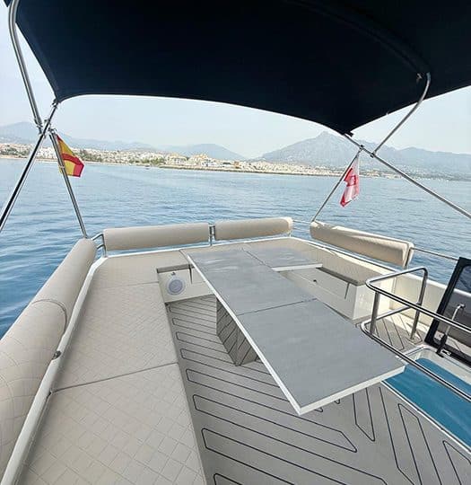 cobra 42 yate 1